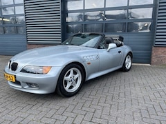 BMW Z3 Roadster - 1.9i Automaat Airco Nieuwe Cabriokap Pas 84027 KM