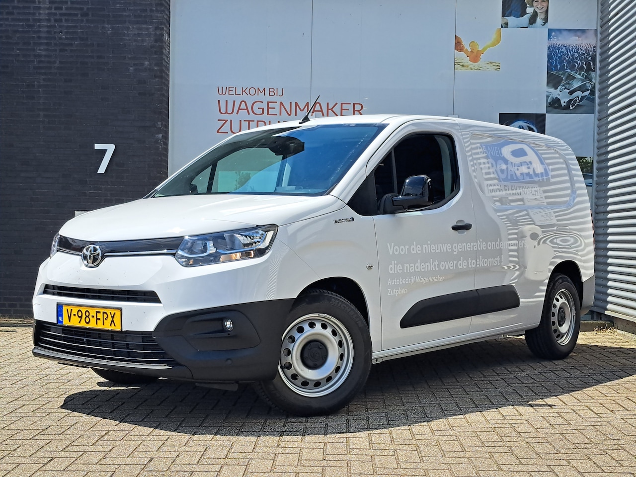 Toyota PROACE CITY Electric - Long 50 kWh Live + Navi Automaat I DE IDEALE BEZORGBUS I OOK IN DE STAD WELKOM I - AutoWereld.nl