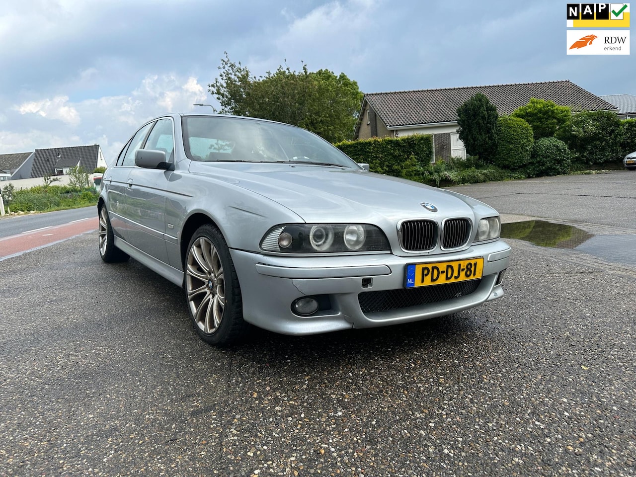 BMW 5-serie - 523i Executive Automaat/Nap - AutoWereld.nl