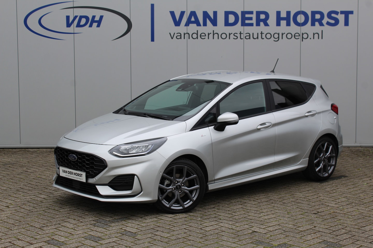 Ford Fiesta - 1.0 100 pk EcoBoost ST-Line Winter pakket, Adap. cruise, Aut. airco, Camera, Carplay, Keyl - AutoWereld.nl