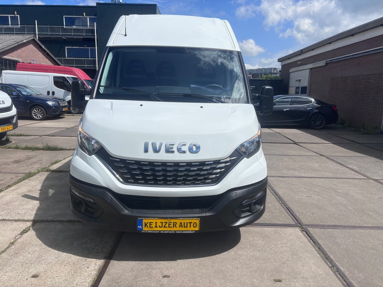 Iveco Daily - 35S14V 2.3 352 H3 L Trekhaak 3500 kg!