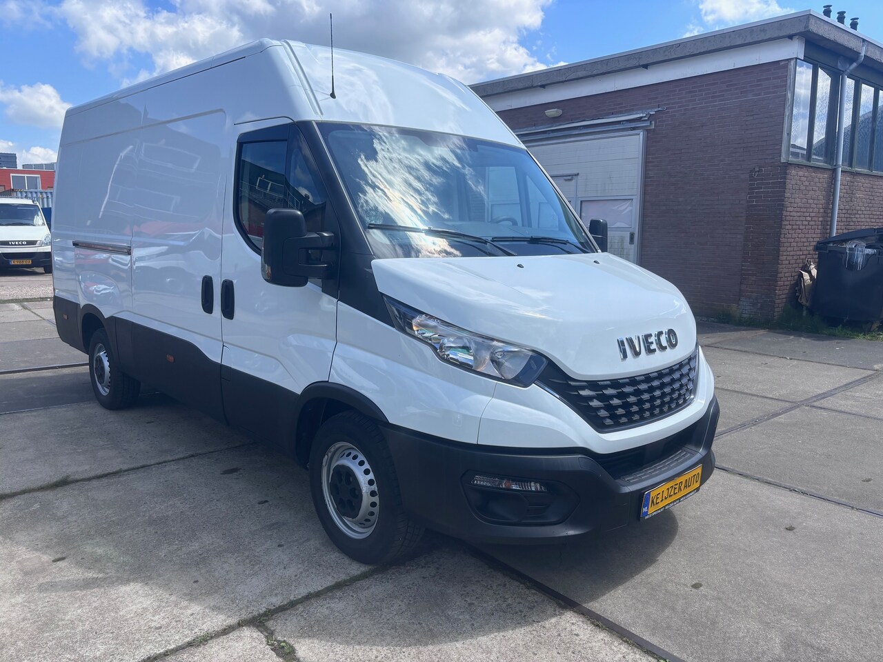 Iveco Daily - 35S14V 2.3 352 H3 L Trekhaak 3500 kg!