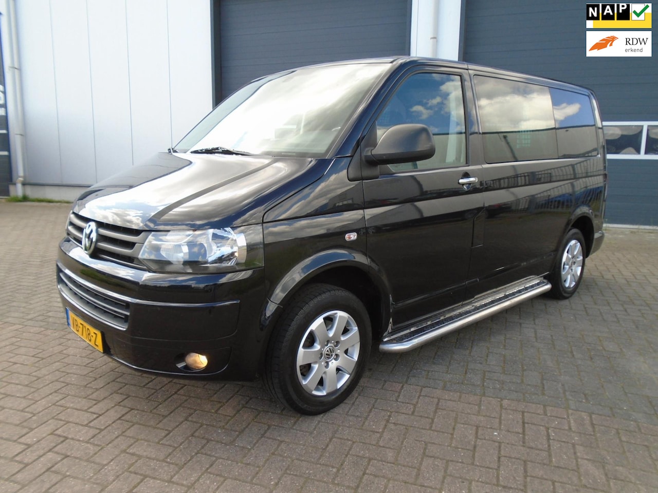 Volkswagen Transporter - 2.0 TDI L1H1 T800 DC Comfortline airco cruise navi 140pk - AutoWereld.nl