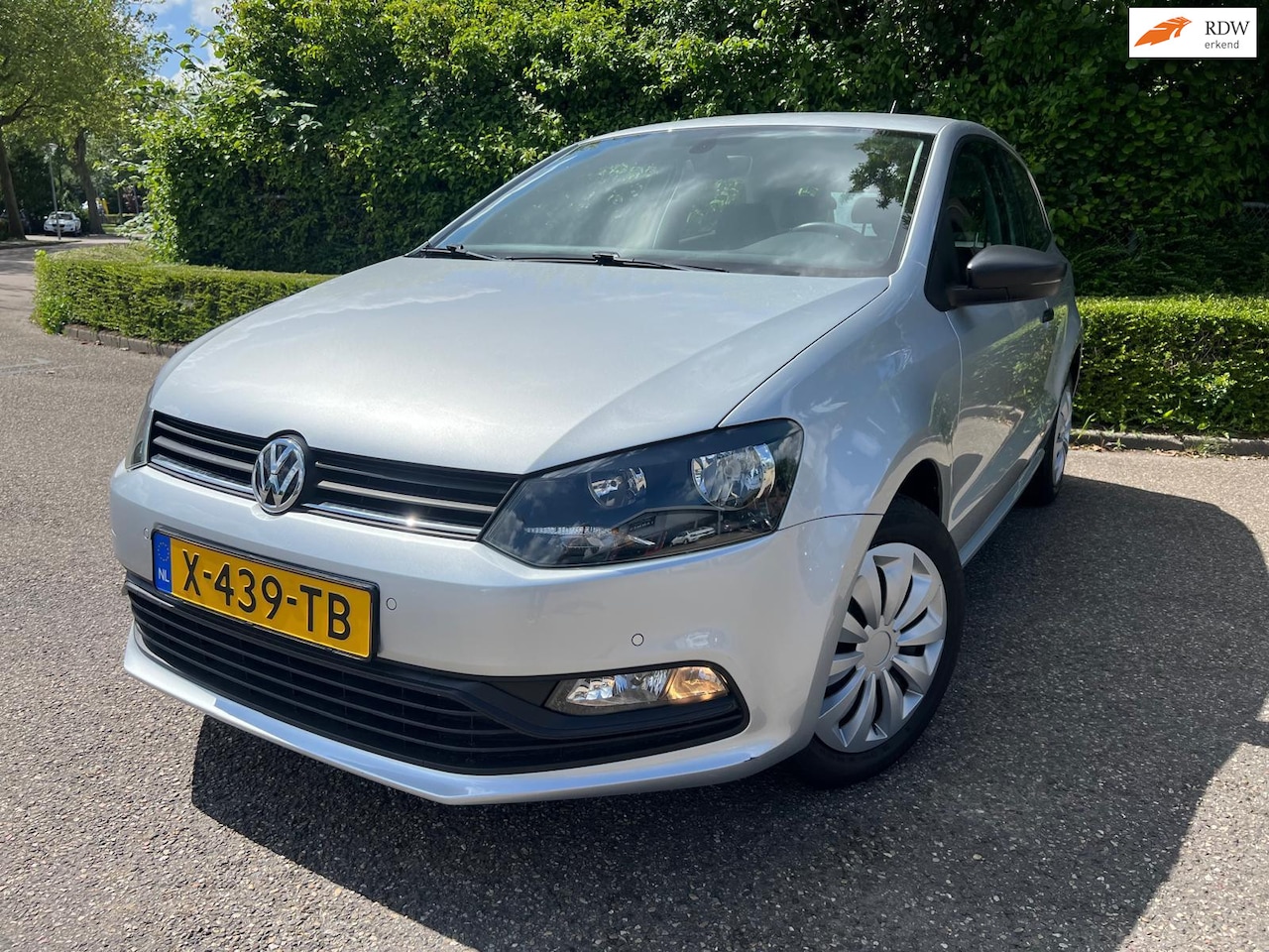 Volkswagen Polo - 1.0 Navigatie / Airco / Cruise control / Parkeersensor V+A - AutoWereld.nl