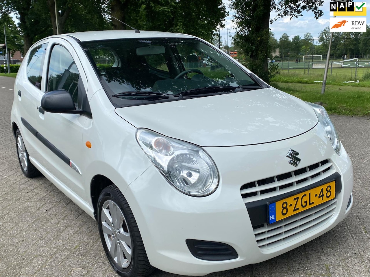 Suzuki Alto - 1.0 Celebration EASSS zeer mooi auto airco - AutoWereld.nl