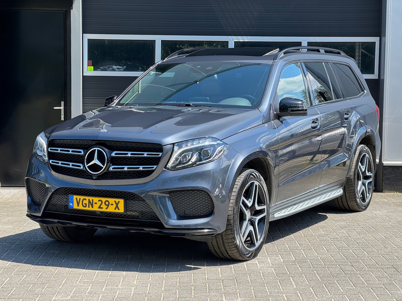 Mercedes-Benz GLS - 350 D 4MATIC AMG Sport, 360 Camera, Schuif/kantel dak, Airmatic, Nette Auto - AutoWereld.nl