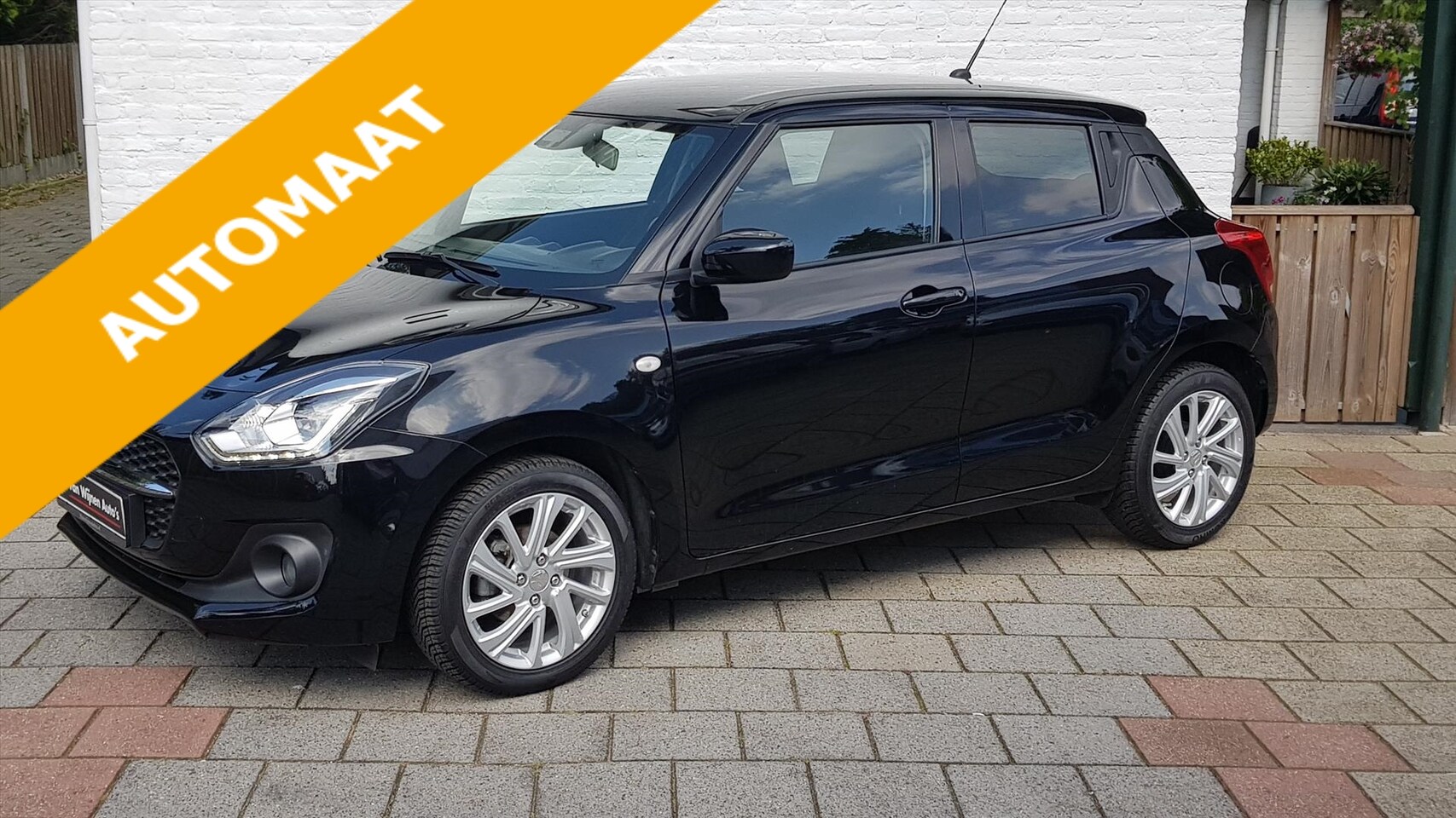 Suzuki Swift - 1.2 5drs Smart Hybrid automaat select.airco nav enz - AutoWereld.nl