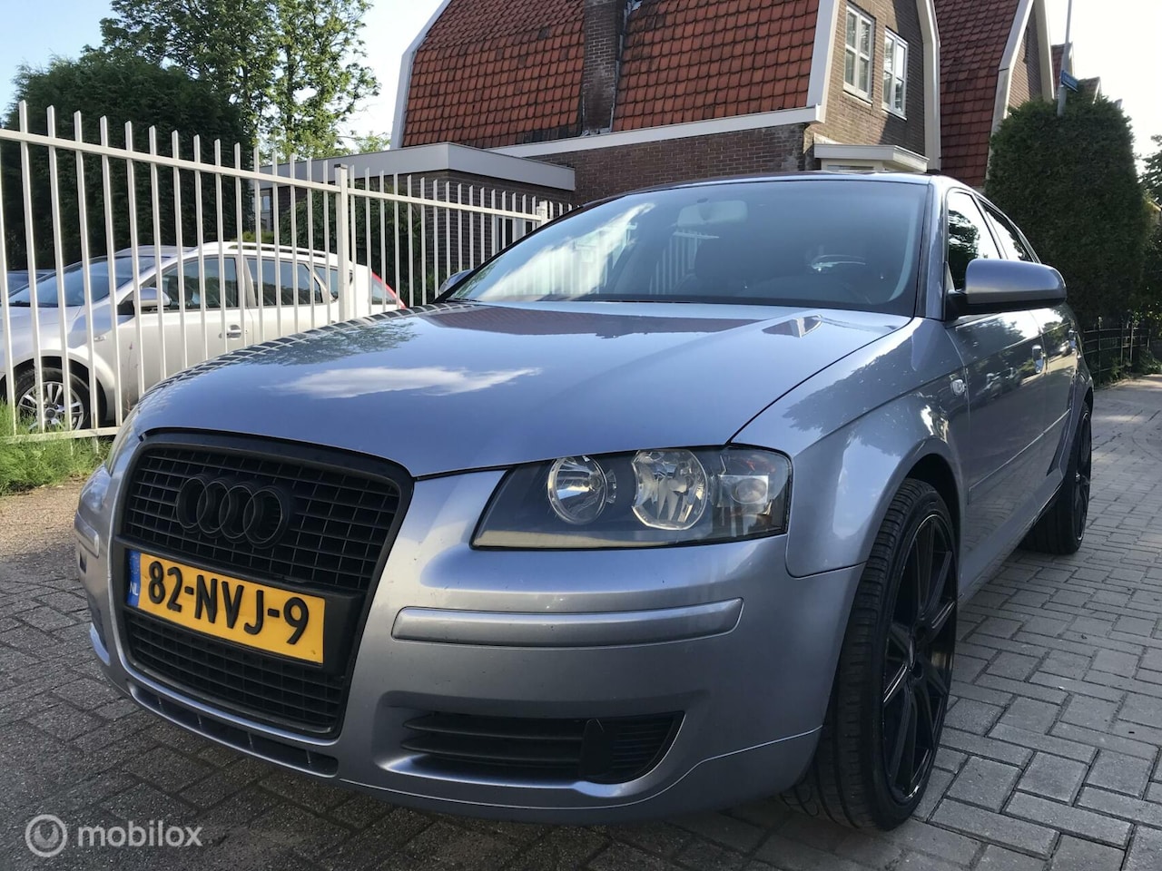 Audi A3 Sportback - 1.6 FSI Attraction Pro Line 1.6 FSI Attraction Pro Line - AutoWereld.nl