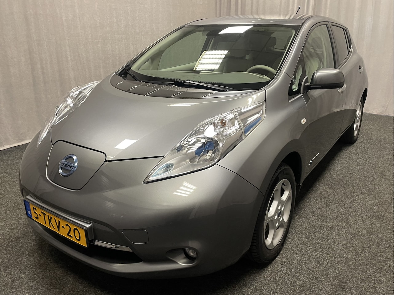 Nissan LEAF - Acenta 24 kWh 109 pk |  75.000 km | Zeer goede staat! - AutoWereld.nl