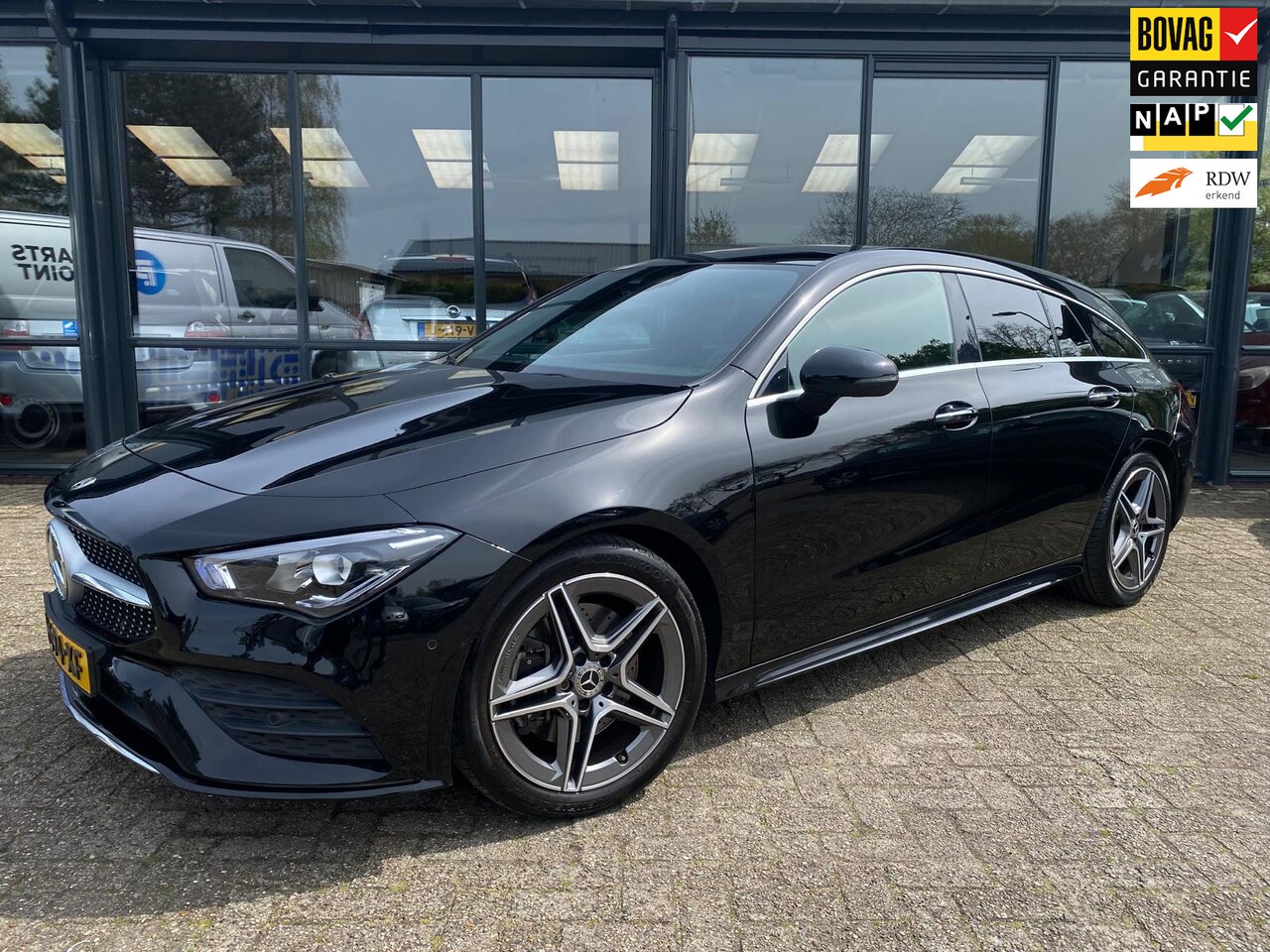 Mercedes-Benz CLA-klasse Shooting Brake - 200 Business Solution AMG line | Full-Led| panorama |Full options| Rijklaarprijs - AutoWereld.nl