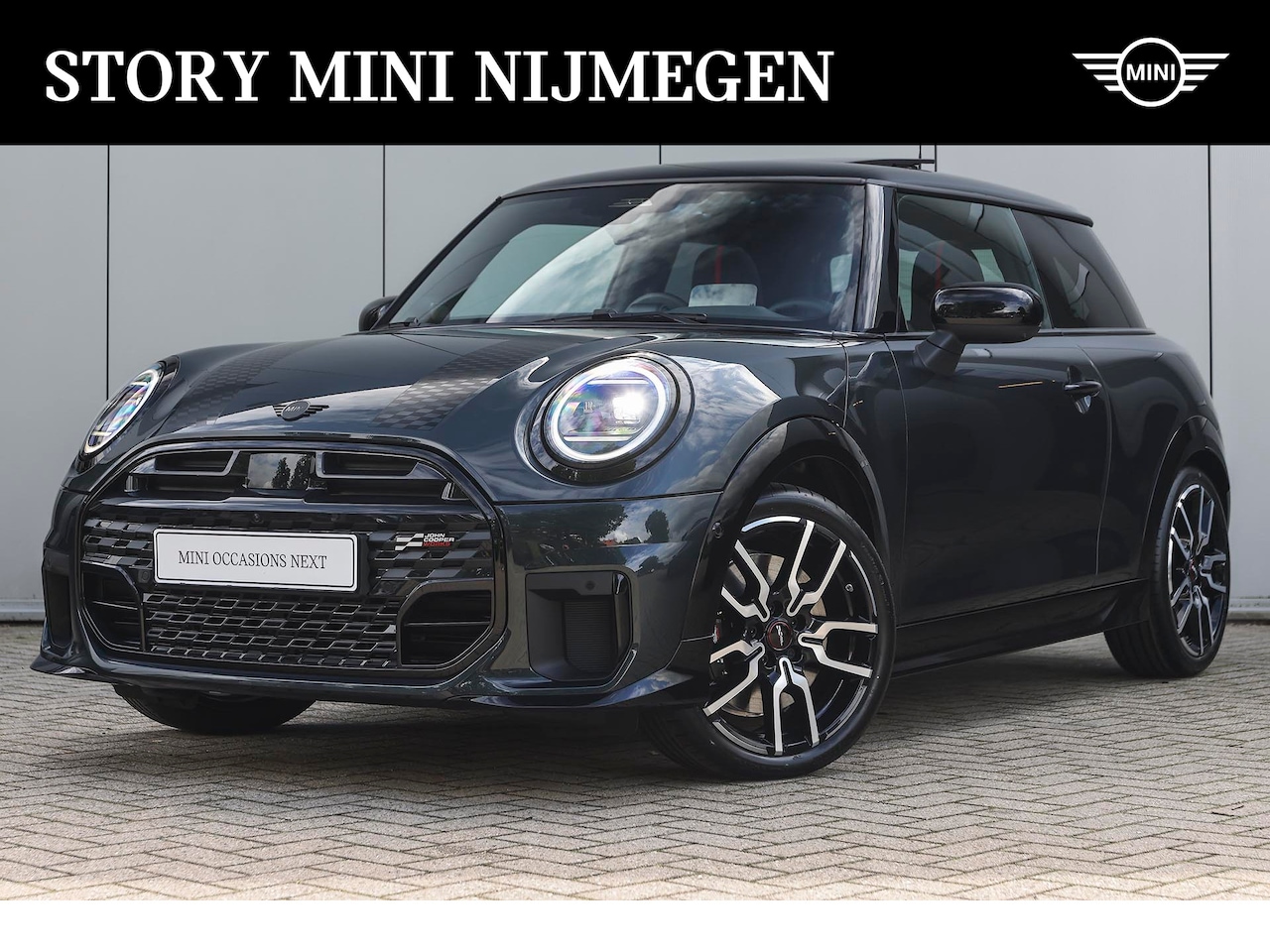 MINI John Cooper Works - Hatchback S JCW Automaat / Panoramadak / Parking Assistant Plus / LED / JCW Sportstoelen / - AutoWereld.nl