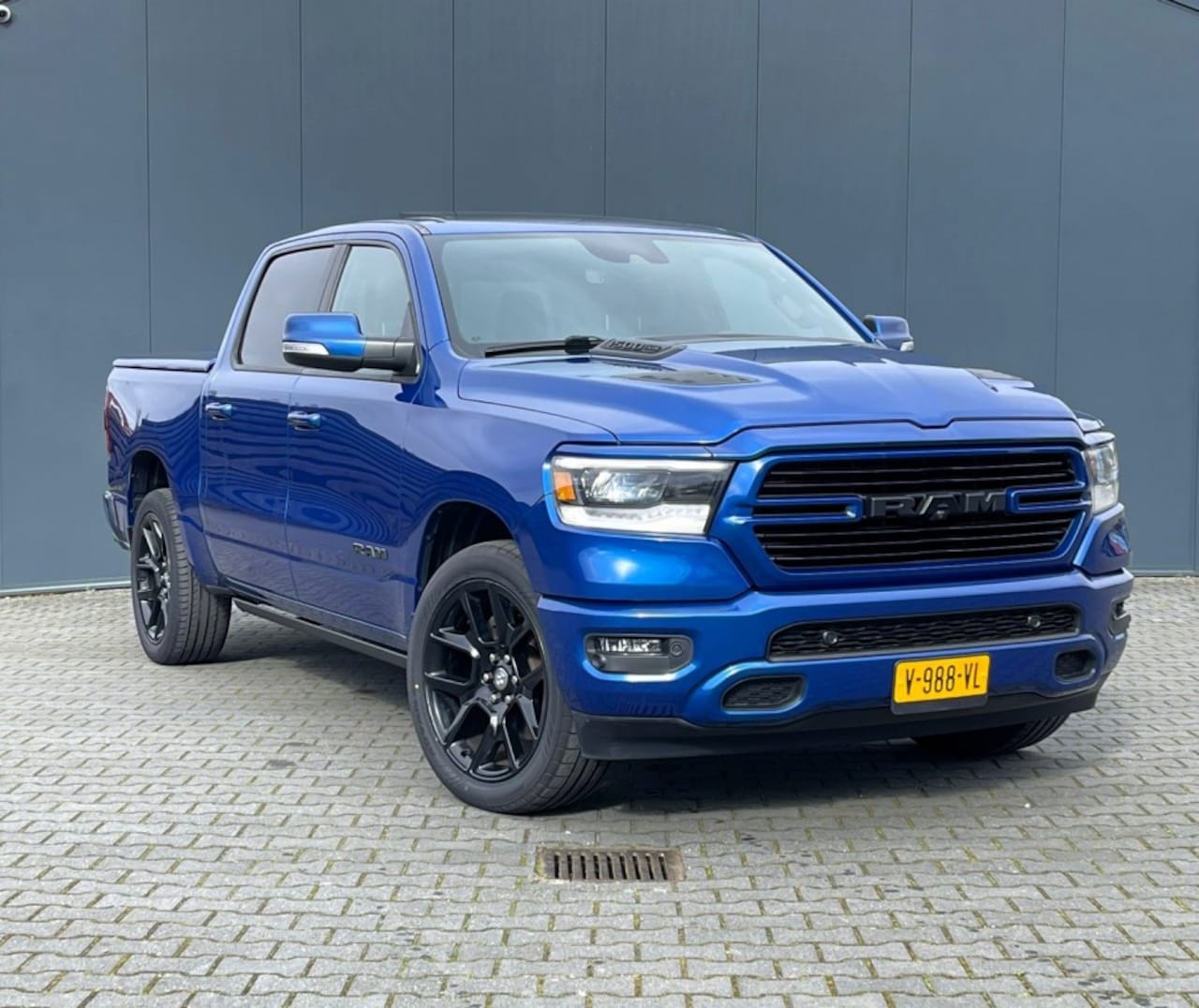 Dodge Ram 1500 - 5.7 V8 4X4 SPORT NIGHT! 360CAM STEPS - AutoWereld.nl