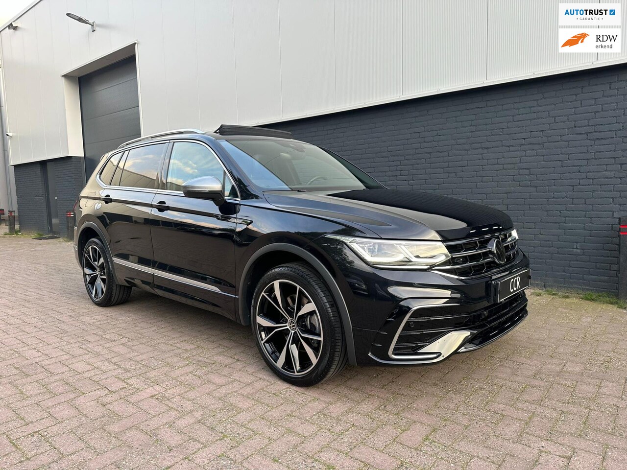 Volkswagen Tiguan Allspace - 2.0 TSI 4M ALLSPACE 2022 R-LINE PANO IQ - AutoWereld.nl