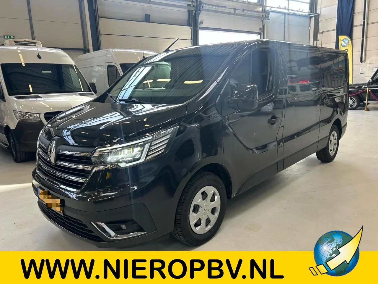 Renault Trafic - 2.0DCI L2H1 Automaat Airco Navi Cruisecontrol 150PK NIEUW - AutoWereld.nl