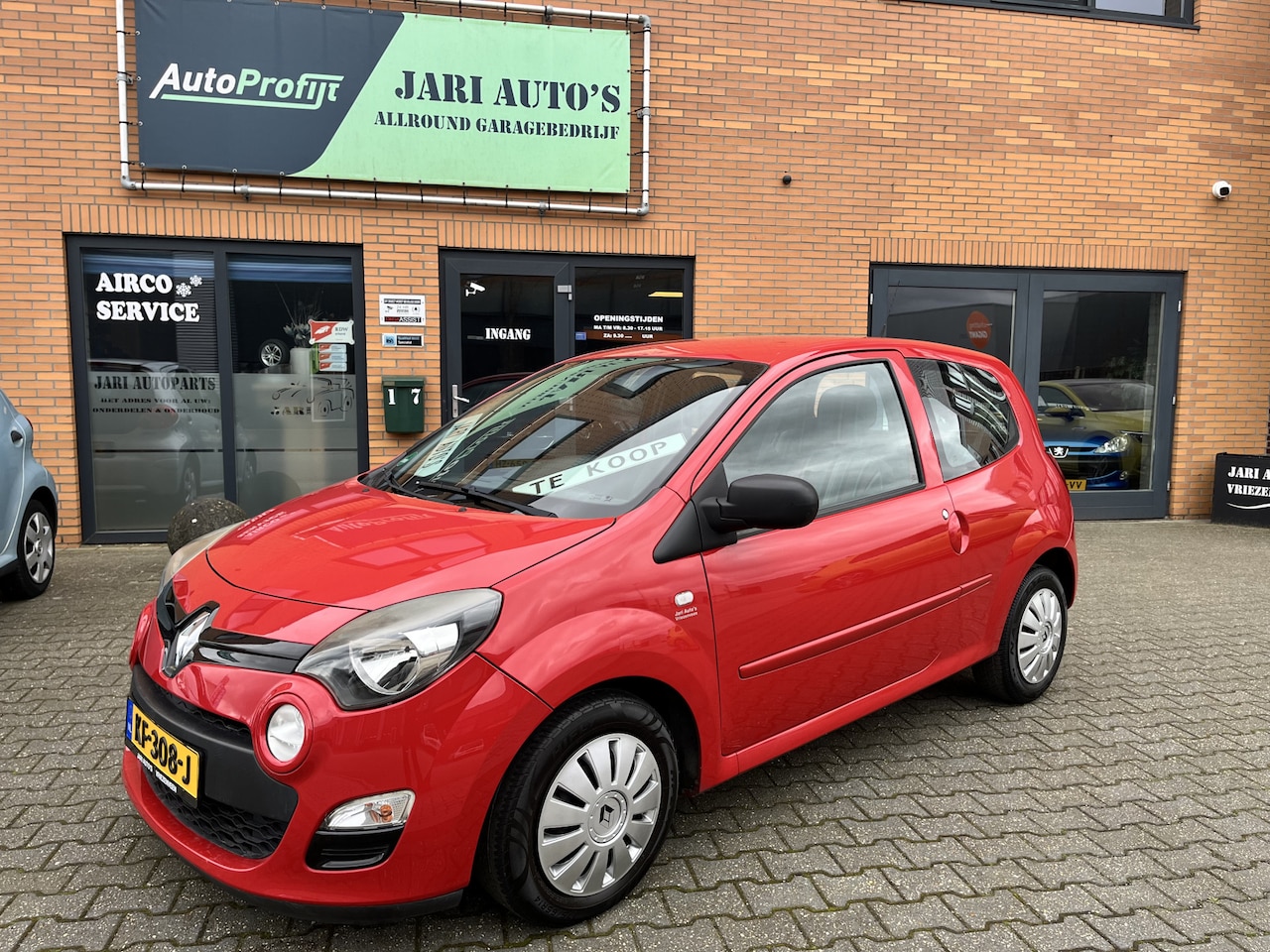 Renault Twingo - 1.2 16V Acces Weinig km - AutoWereld.nl