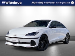 Hyundai IONIQ 6 - First Edition AWD 77 kWh met Panoramisch schuifdak, 20 inch Lichtmetalen velgen en 4 Wheel