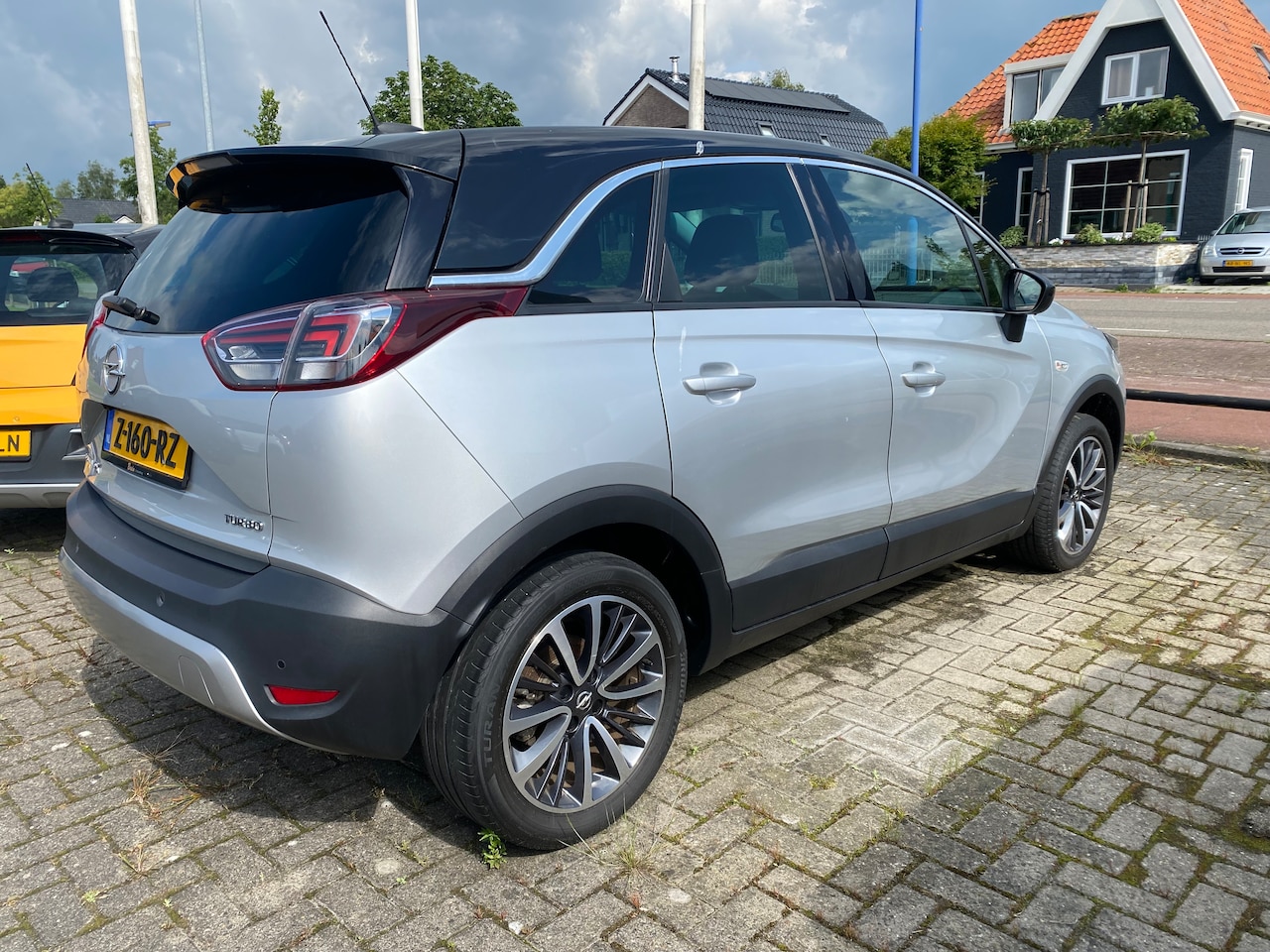 Opel Crossland X - 1.2 Turbo Innovation Navigate Camera