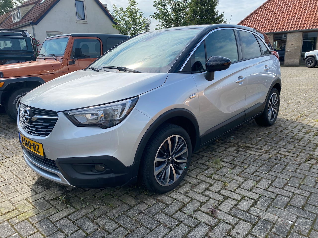 Opel Crossland X - 1.2 Turbo Innovation Navigate Camera