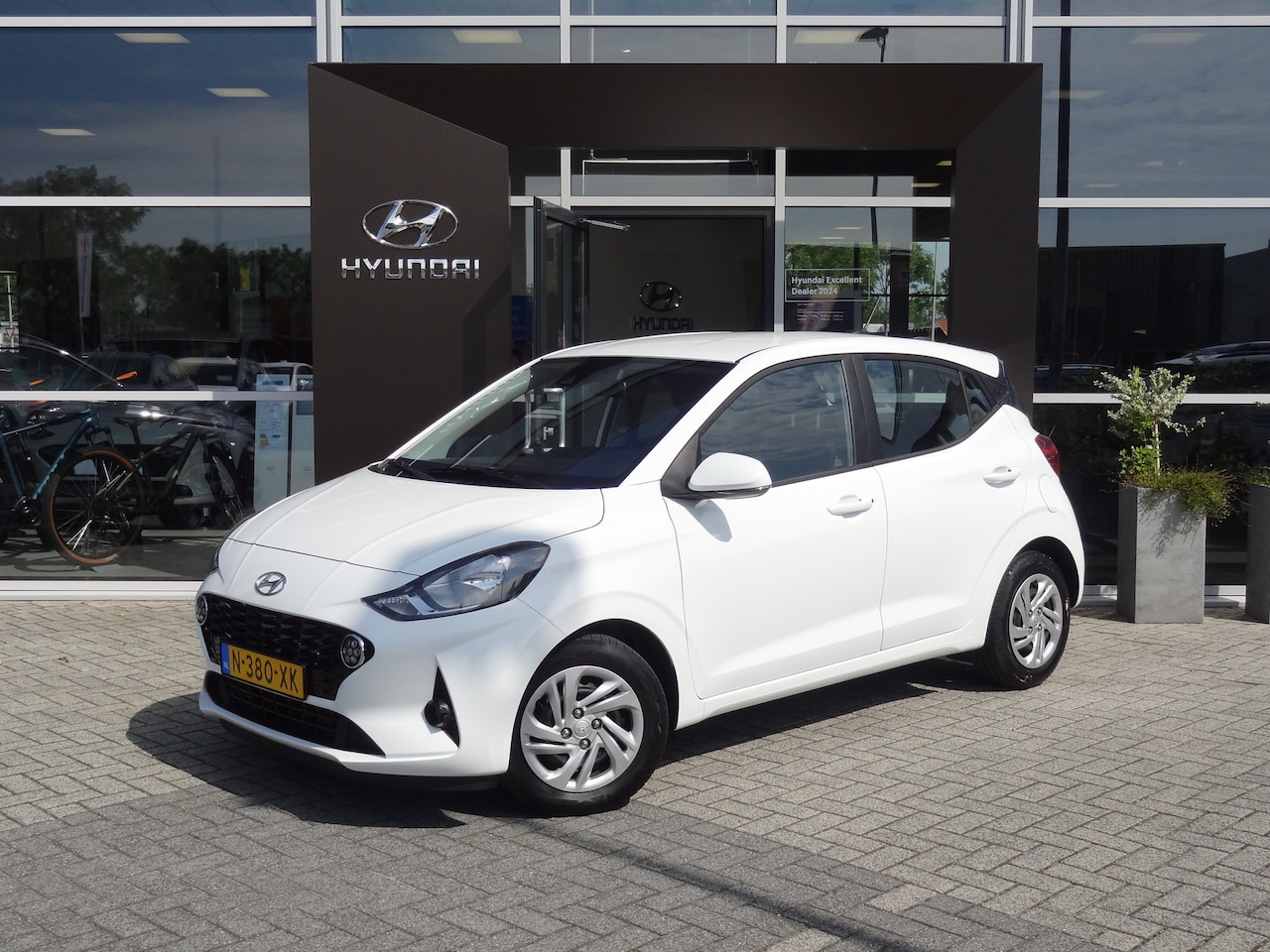 Hyundai i10 - 1.0 Comfort | APPLE CARPLAY & ANDROID AUTO | AIRCO | CRUISE CONTROL - AutoWereld.nl