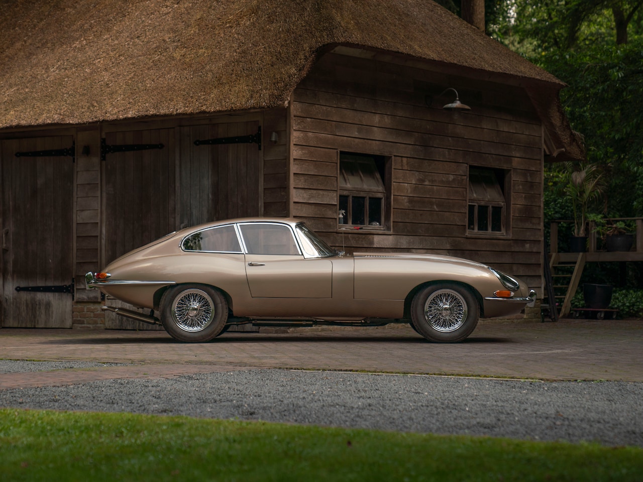 Jaguar E-type - Series 1 Fixed Head Coupé 3.8 - AutoWereld.nl