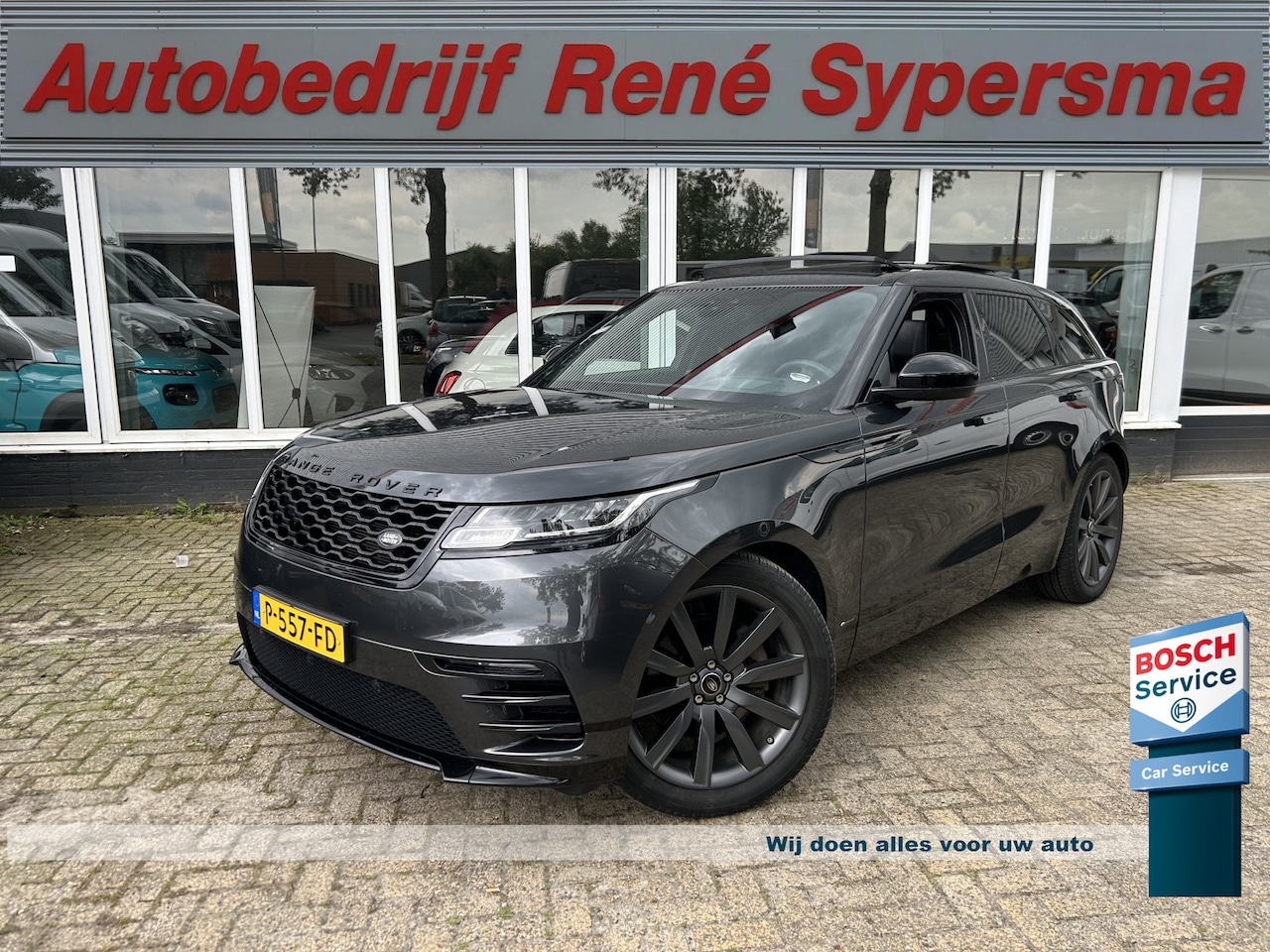 Land Rover Range Rover Velar - 3.0 V6 SC AWD R-Dynamic HSE | Voorstoelen verwarmd | Panorama dak | Trekhaak | - AutoWereld.nl