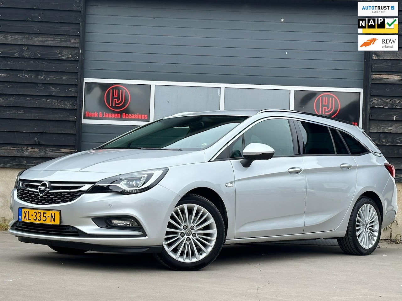 Opel Astra Sports Tourer - 1.6 Turbo Innovation 200PK NAP! - AutoWereld.nl