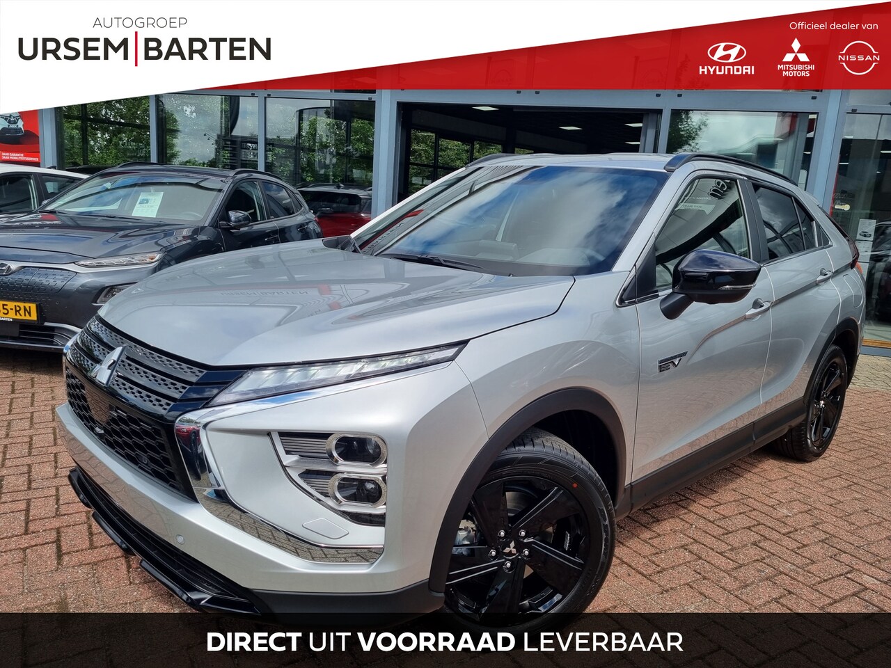 Mitsubishi Eclipse Cross - 2.4 PHEV Black Edition Van € 47.380,- voor € 39.430,- - AutoWereld.nl