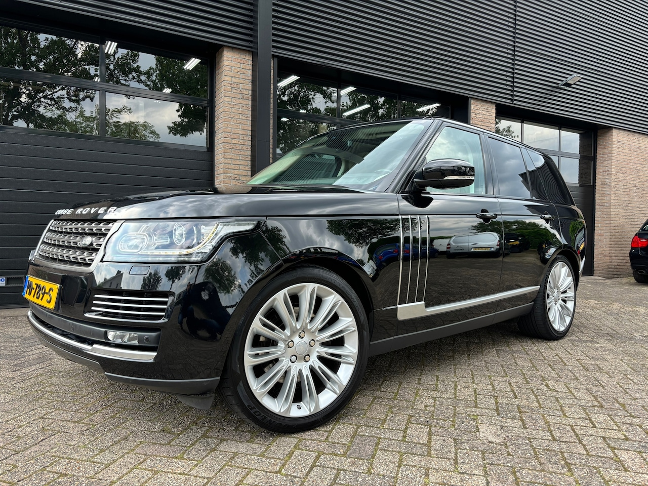 Land Rover Range Rover - 3.0 TDV6 HSE 3.0 TDV6 HSE - AutoWereld.nl