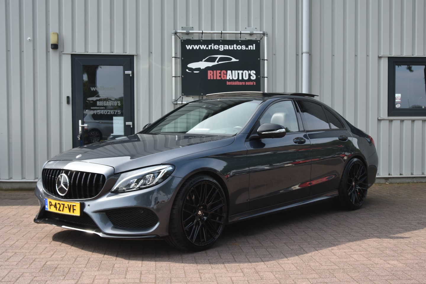 Mercedes-Benz C-klasse - 400 4MATIC Edition 1. Panorama dak, PDC, V6!! - AutoWereld.nl