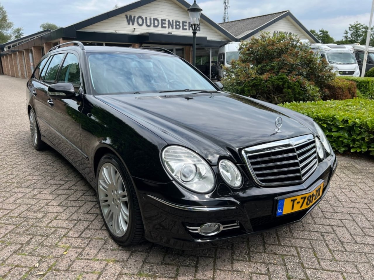 Mercedes-Benz E-klasse - E 280 Avantgarde Facelift - AutoWereld.nl