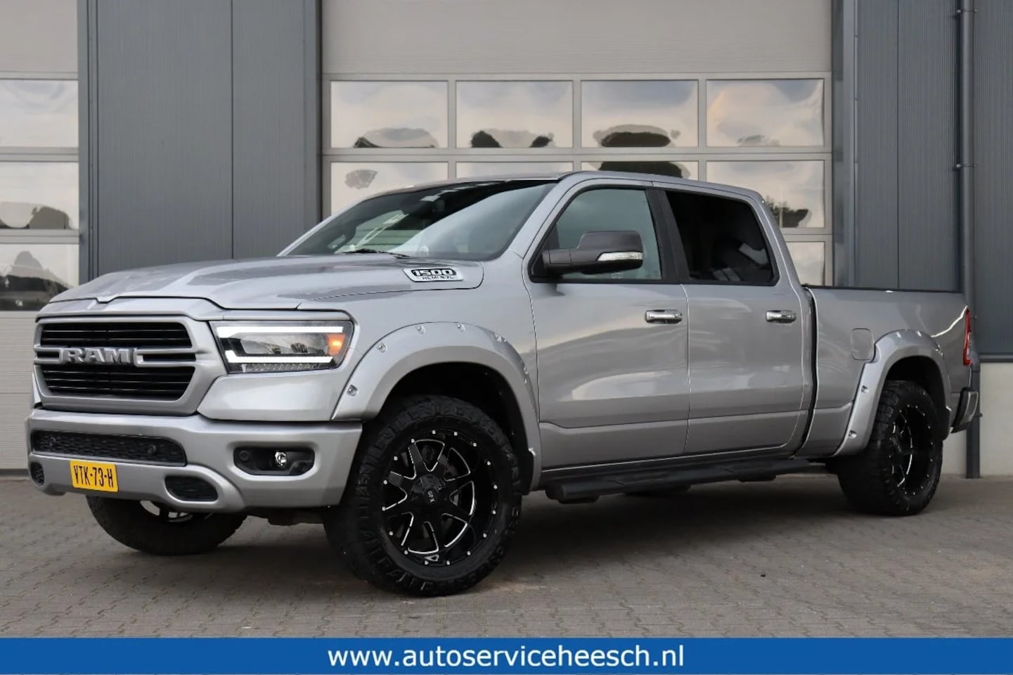 Dodge Ram 1500 - 5.7 V8 HEMI 4x4 l CREW CAB l BIG HORN l LPG - AutoWereld.nl