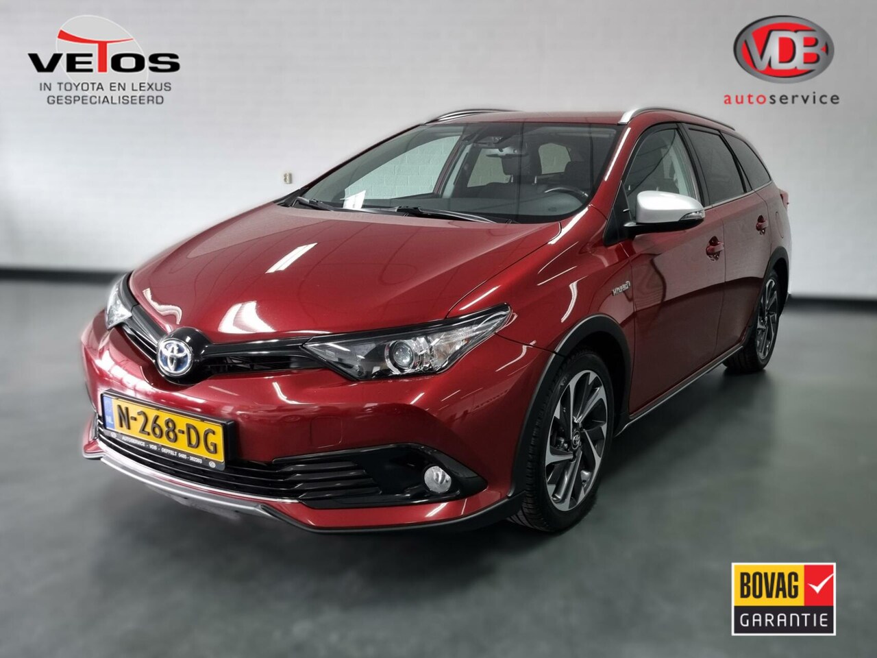 Toyota Auris Touring Sports - 1.8 Hybrid Freestyle / Navi - AutoWereld.nl