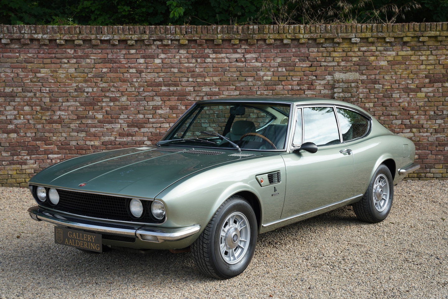 Fiat Dino - Coupé 2400 Iconic design by Bertone and famous V6 engine, Original and well-preserved cond - AutoWereld.nl