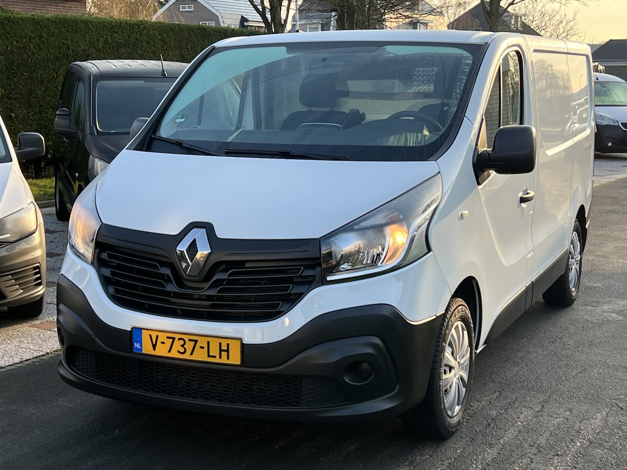 Renault Trafic - 1.6 dCi T29 L1H1 NAVI PDC CRUISE CONTROL - AutoWereld.nl