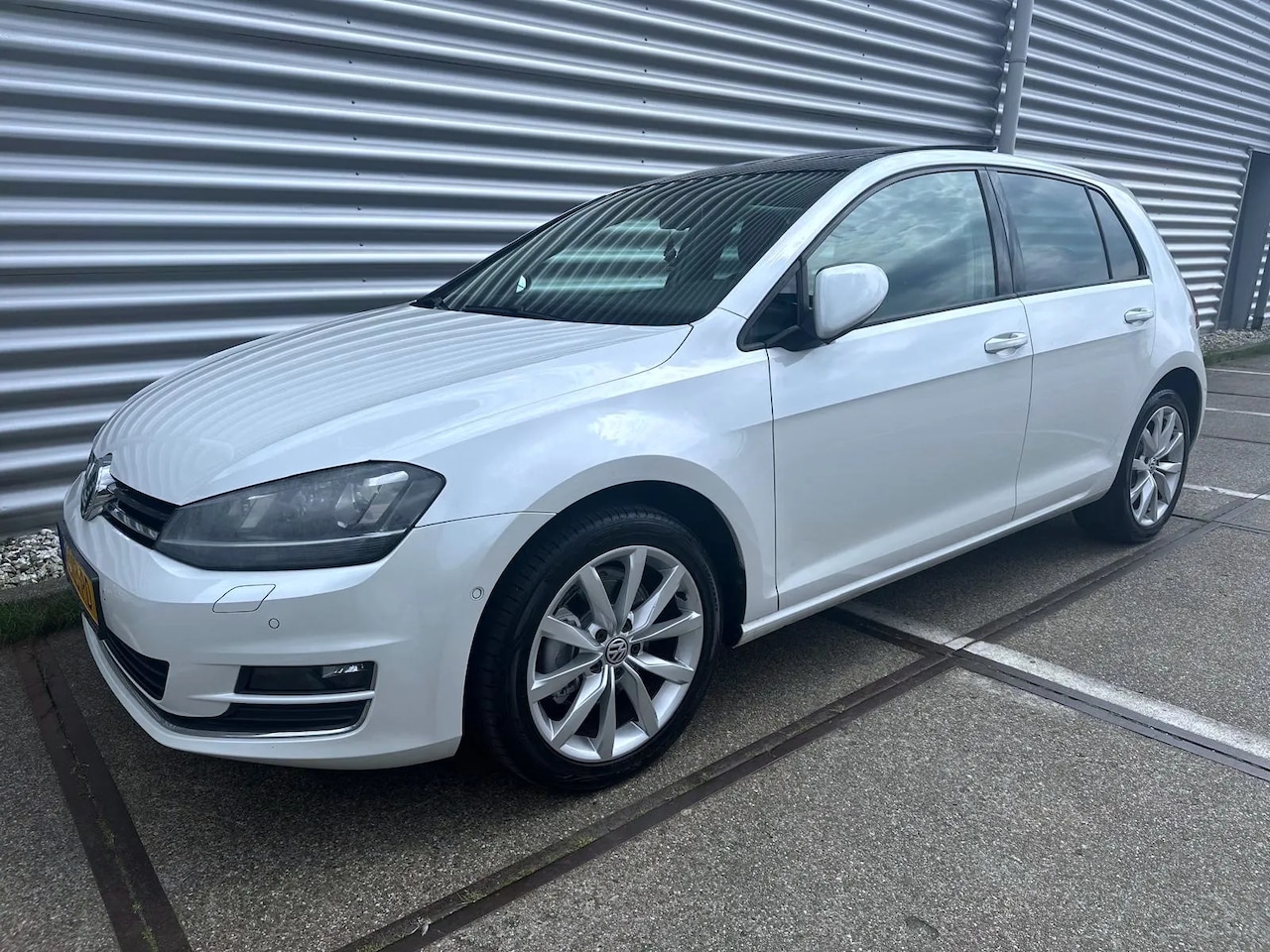 Volkswagen Golf - 1.4 TSI Highline 1.4 TSI Highline - AutoWereld.nl