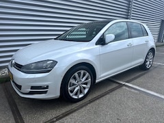 Volkswagen Golf - 1.4 TSI Highline