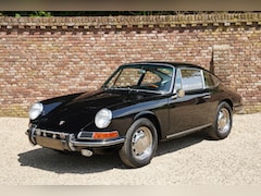 Porsche 912 - 1967 912: Restored and technically overhauled, Matching numbers - Offered with the "Geburt