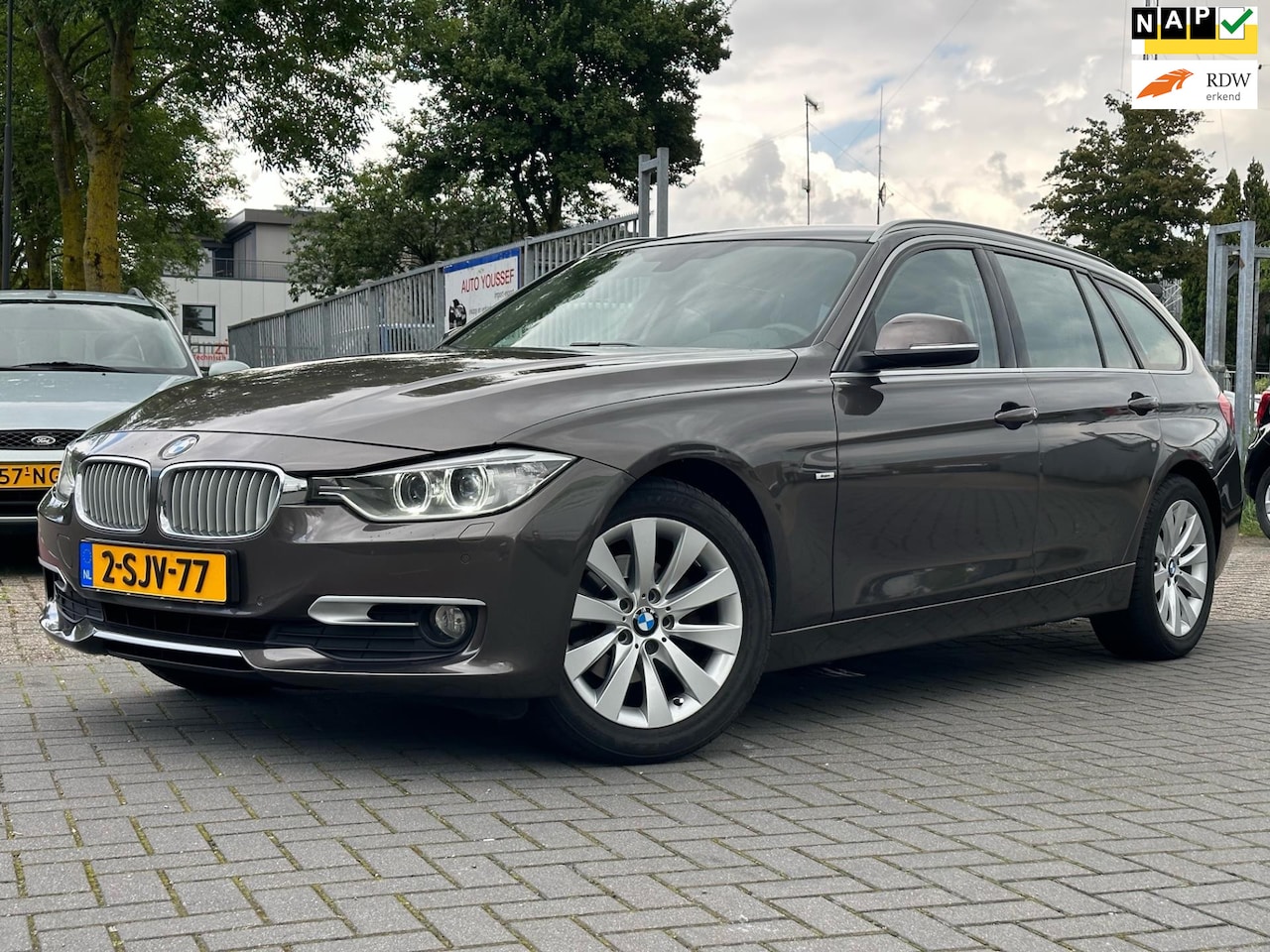 BMW 3-serie Touring - 316i Executive Sport 316i Executive Sport - AutoWereld.nl