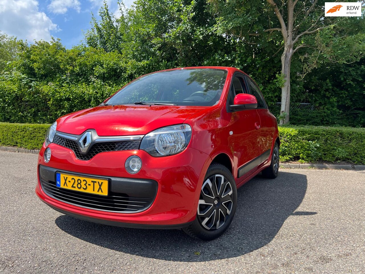 Renault Twingo - 1.0 SCe Experience / Airco / Parkeersensoren / - AutoWereld.nl