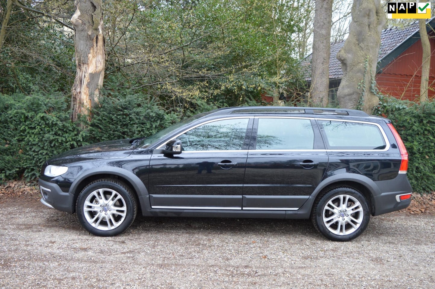 Volvo XC70 - 2.0 D4 FWD Nordic+ Org NL/NAP/dealer onderh - AutoWereld.nl