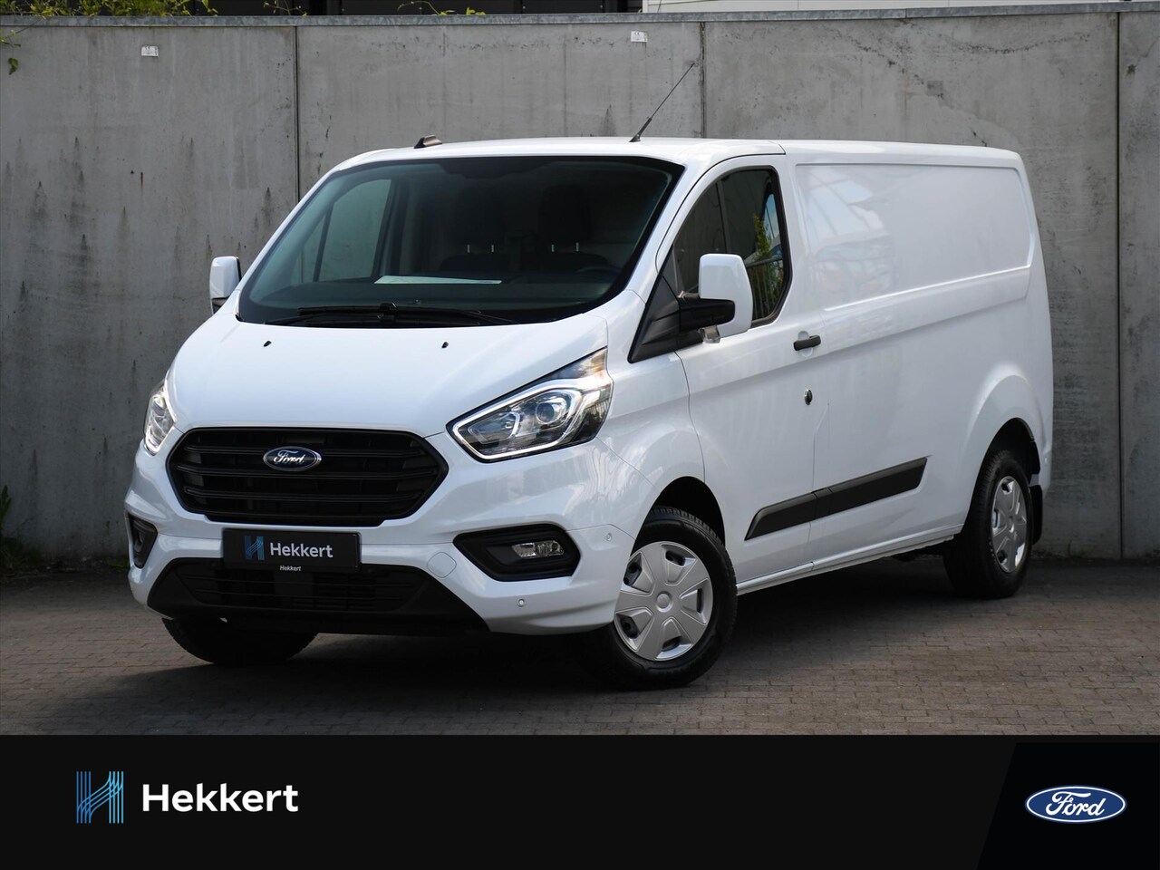 Ford Transit Custom - GB Trend 300 L2H1 2.0 TDCi 105PK PDC + CAMERA | CRUISE CONTROL | DAB | AIRCO | QUICK CLEAR - AutoWereld.nl