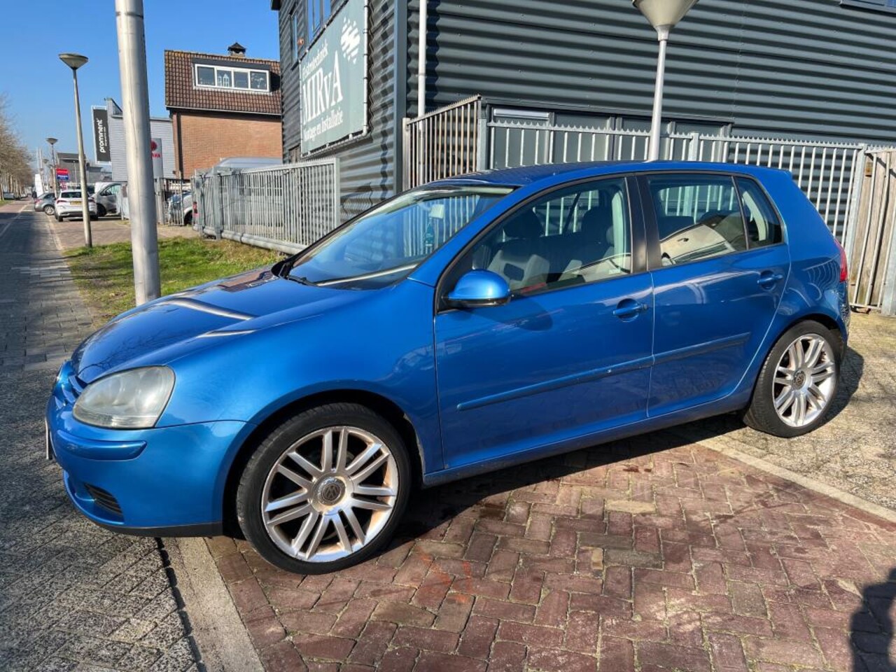 Volkswagen Golf - 1.4 Trendline 5-Deurs Airco/Navi - AutoWereld.nl