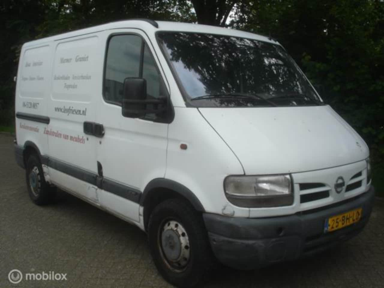 Nissan Interstar - bestel 90.35-307L 2.2CDi - AutoWereld.nl