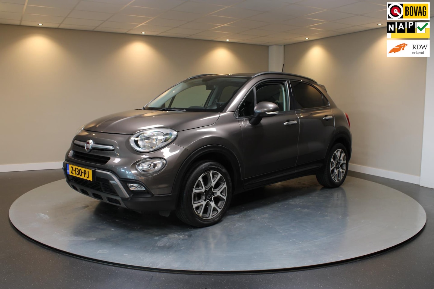 Fiat 500 X - 1.4 Turbo MultiAir Lounge *Automaat* Trekhaak|PDC|Airco - AutoWereld.nl