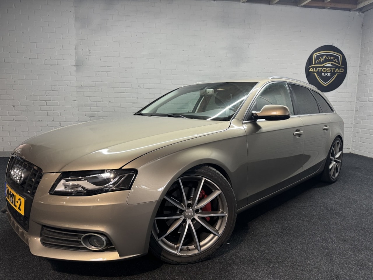 Audi A4 Avant - 3.0 TDI q. S-line | Xenon | - AutoWereld.nl