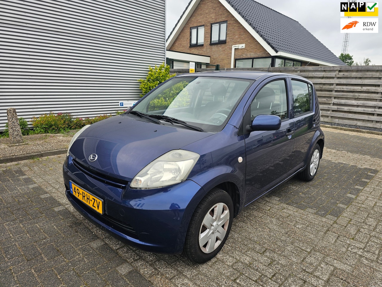 Daihatsu Sirion 2 - 1.3-16V Comfort Bj:2005 NAP! - AutoWereld.nl