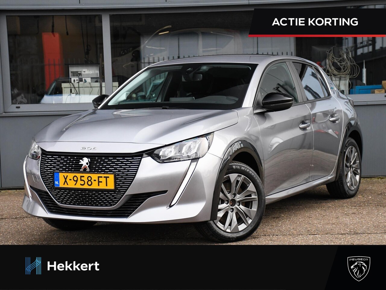 Peugeot e-208 - Style 50kWh 136pk Automaat NAVI | CRUISE | CLIMA | 16''LM | PDC + CAMERA | DAB | USB | LAN - AutoWereld.nl