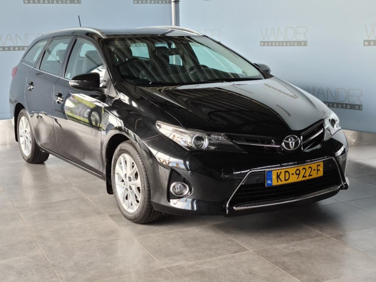 Toyota Auris Touring Sports - 1.6 VVT-i Dynamic - AutoWereld.nl