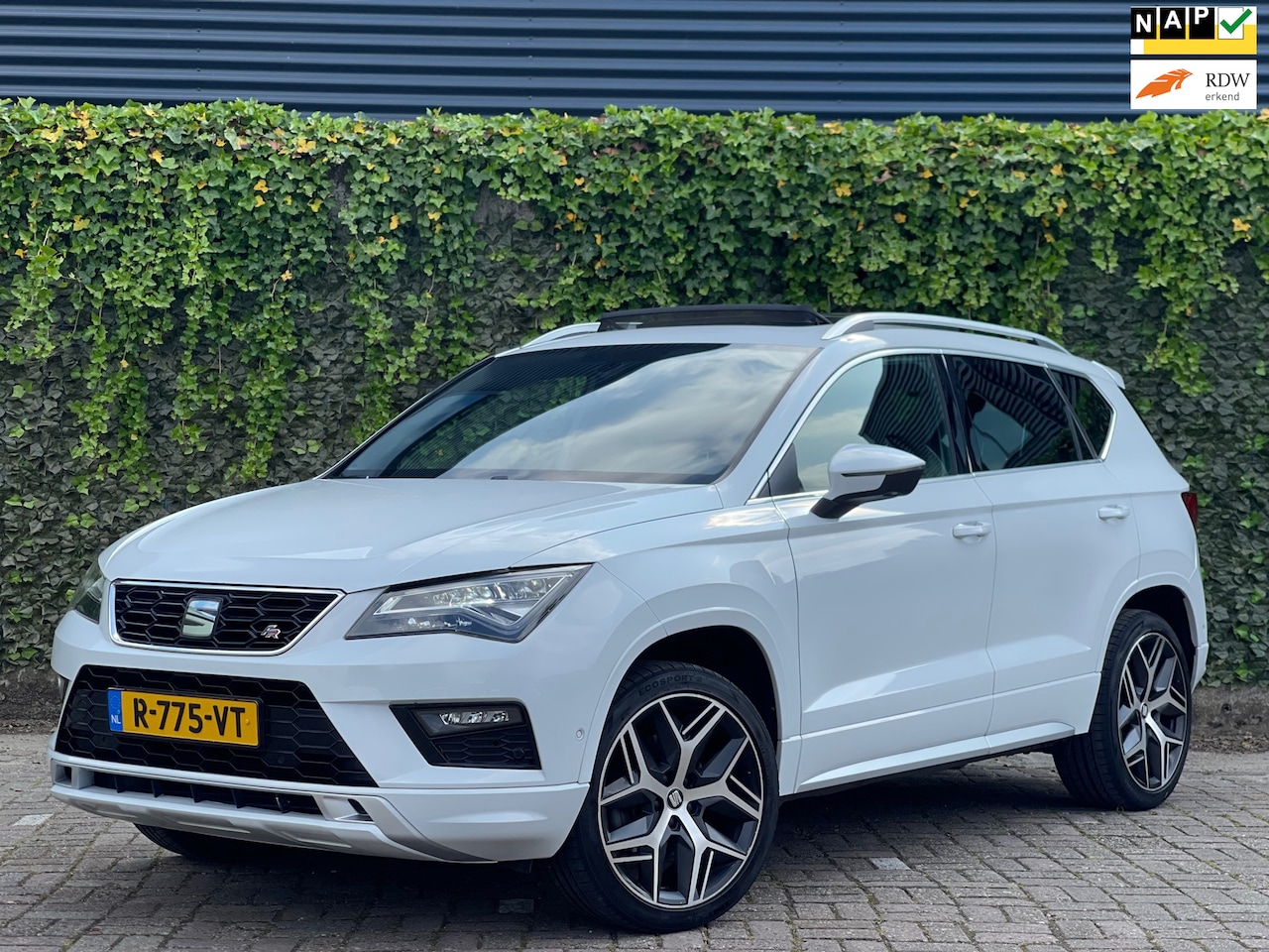 Seat Ateca - 1.5 TSI FR Business ECC/PANO/XENON/FULL OPTION/ - AutoWereld.nl