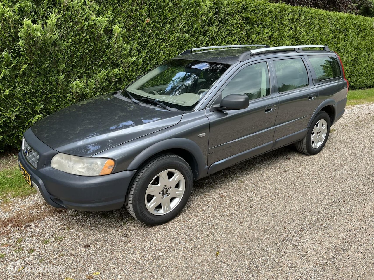 Volvo XC70 - 2.5 T 2.5 T - AutoWereld.nl